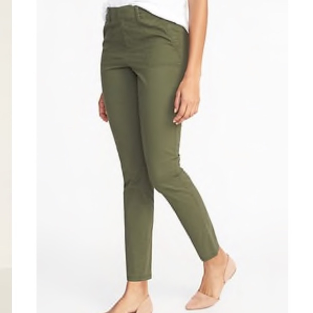 Old Navy Mid-Rise Pixie Chinos